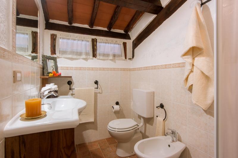 Borgo Rurale San Giusto Guest House กัสตาลเญโต การ์ดุชชี ภายนอก รูปภาพ