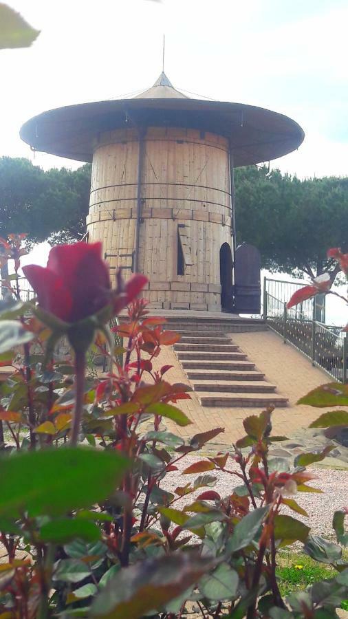 Borgo Rurale San Giusto Guest House กัสตาลเญโต การ์ดุชชี ภายนอก รูปภาพ