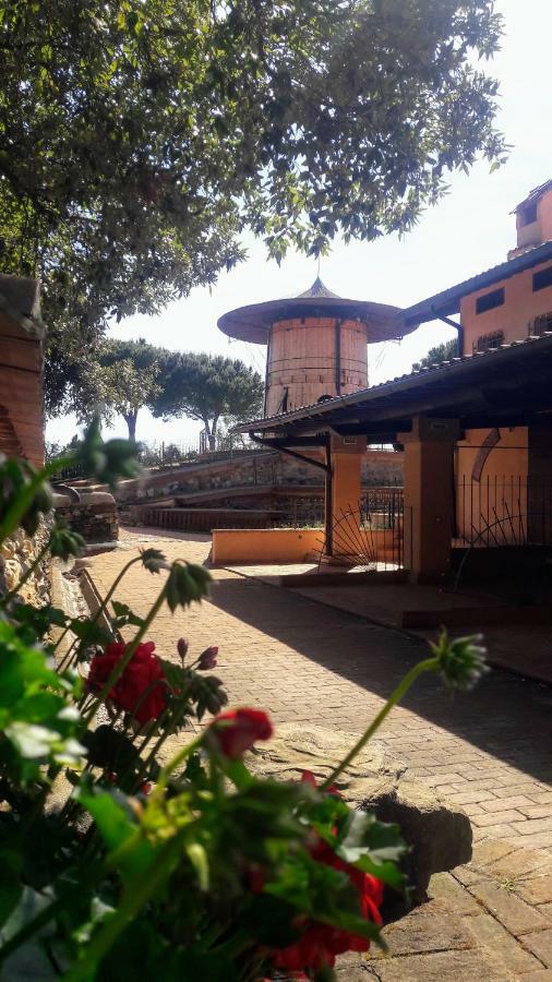Borgo Rurale San Giusto Guest House กัสตาลเญโต การ์ดุชชี ภายนอก รูปภาพ